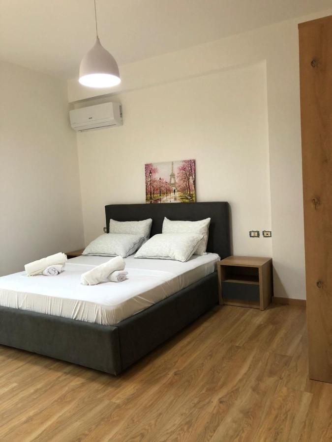 Lovely Sea View Apartment Vlorë Exterior foto